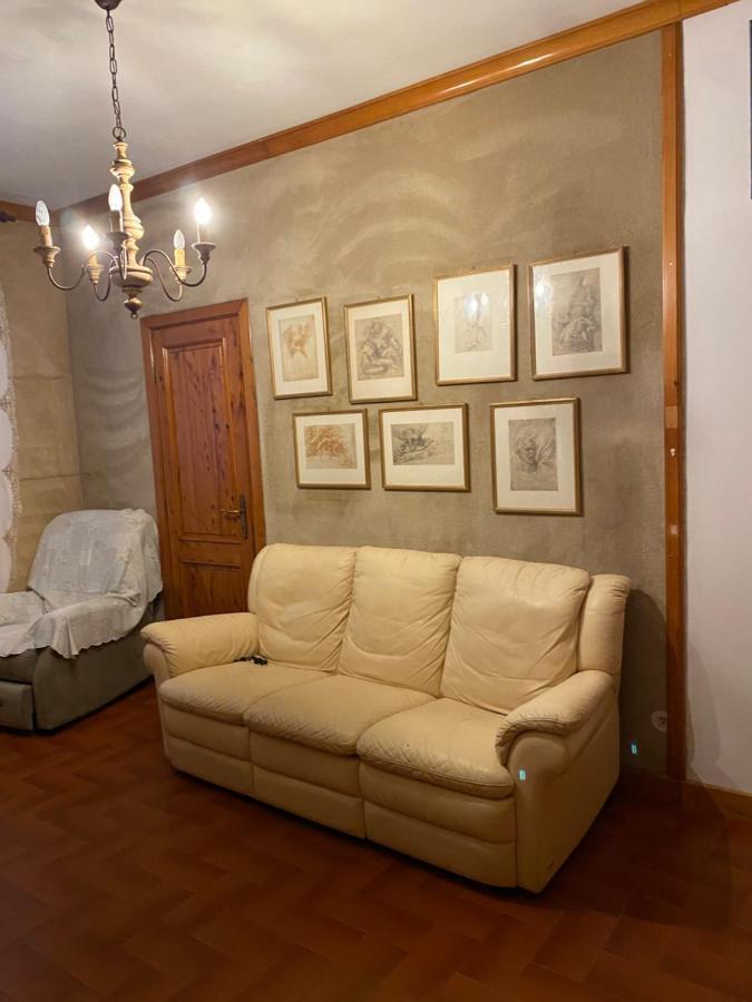 Casa Degli Zii Appartamento Letizia Luni Dış mekan fotoğraf