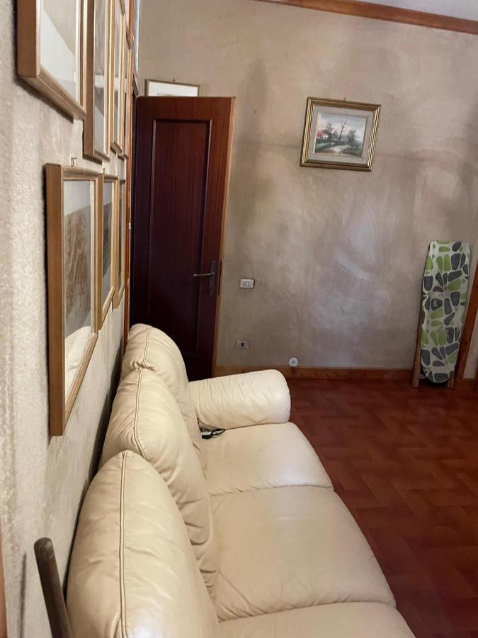 Casa Degli Zii Appartamento Letizia Luni Dış mekan fotoğraf